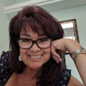 Meet your Posher, Annette m